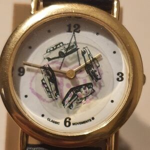 Classic Movements Vintage Cars Goldtone/White Leather Men's Watch